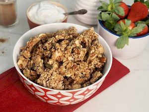Granola Clusters contains liver cleansing foods 
